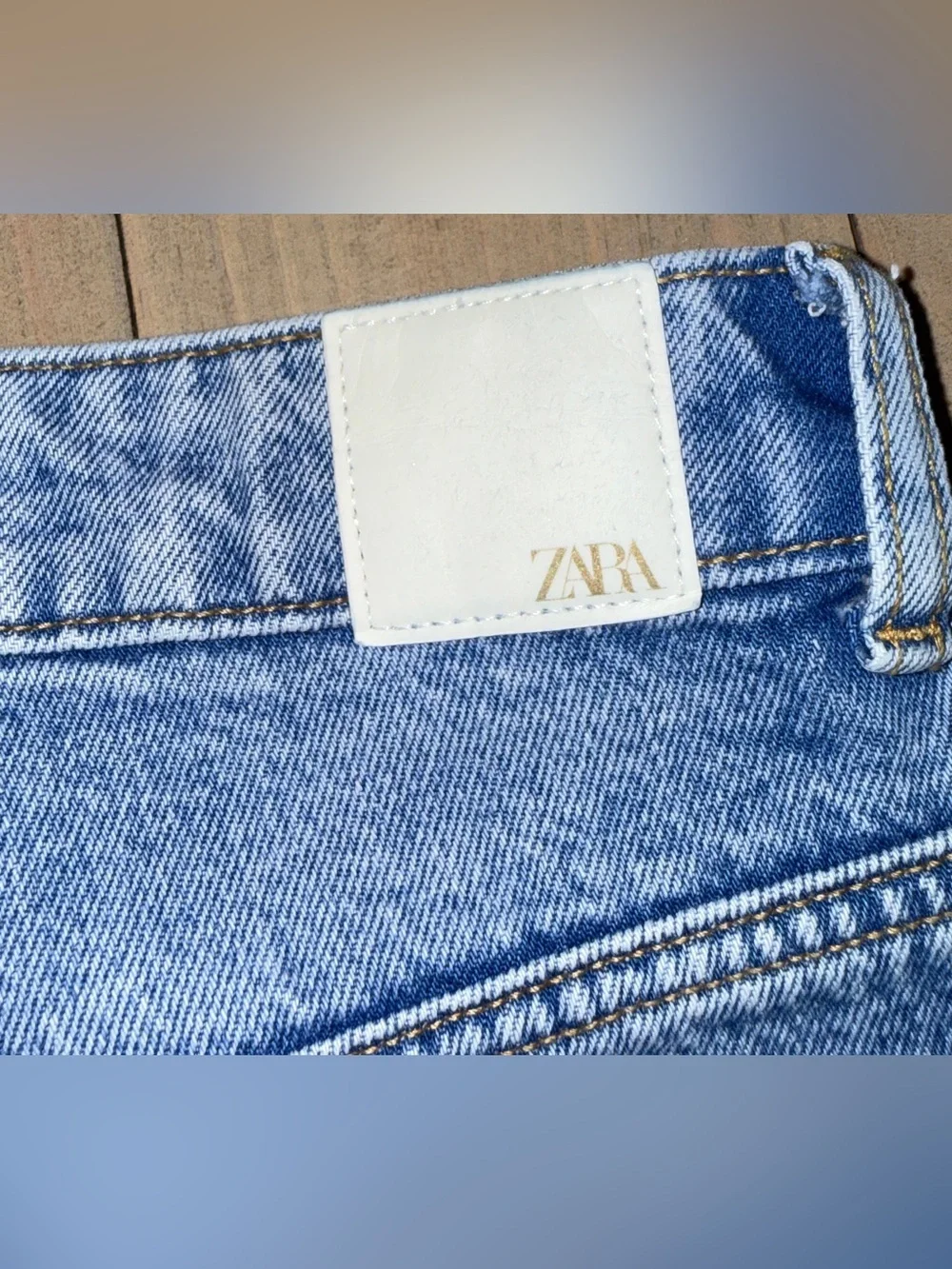 Zara Distressed Wide-Leg Jeans Size 4
